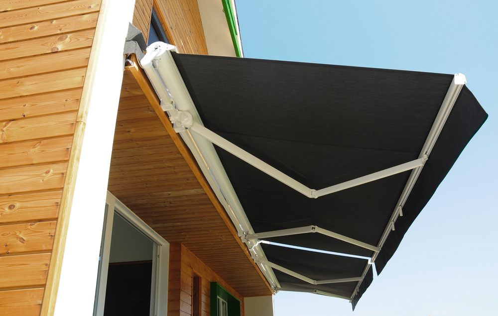 Don’t Forget to Consider These 3 Things When Buying a Retractable Awning